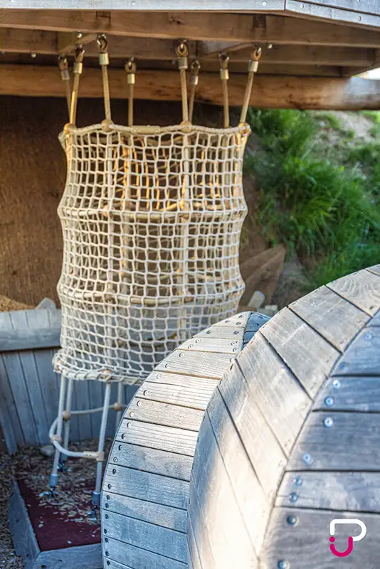 Structure en cordage
